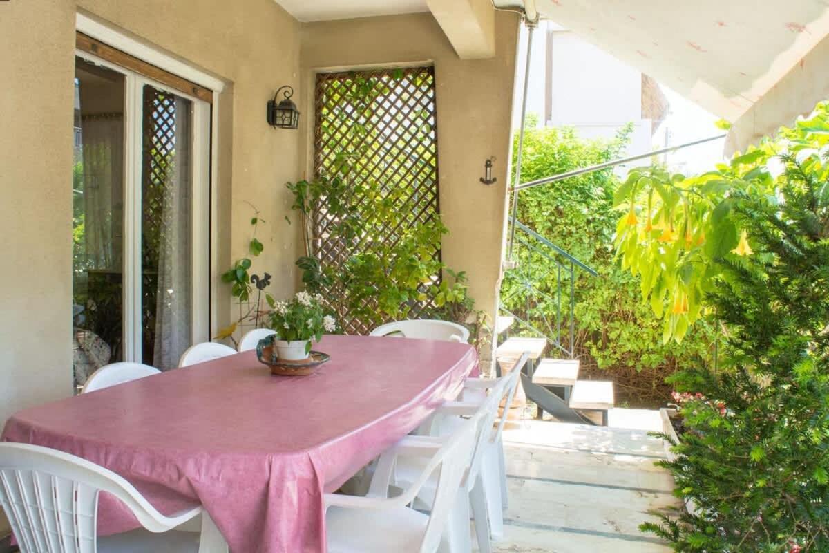 Family Apt With Garden Next To The Sea 아테네 외부 사진